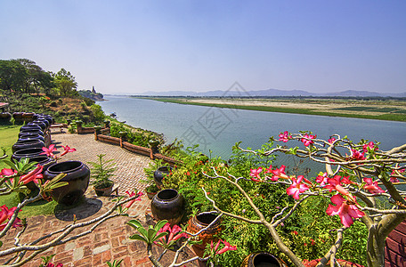 西双版纳大佛寺西双版纳澜沧江湄公河背景