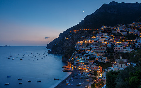 黄昏全景意大利著名阿马尔菲海岸线日落背景