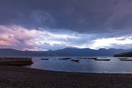 泸沽湖风光著名景区云南云高清图片