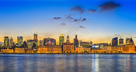 外滩钟楼上海外滩西岸夜景背景