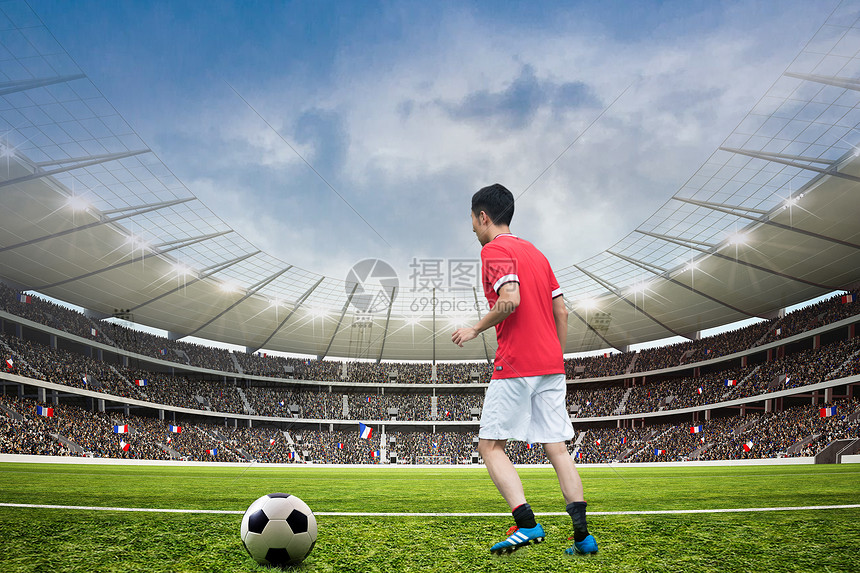 一场足球比赛的全程录像带你领略绿茵场上的激情与速度