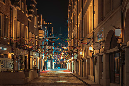 欧洲风格街道夜景图片