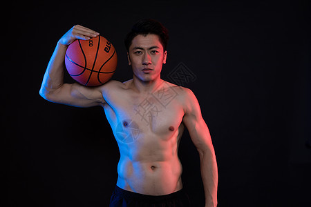 运动健身男性篮球红蓝创意照图片