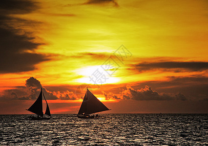 长滩岛日落帆船图片