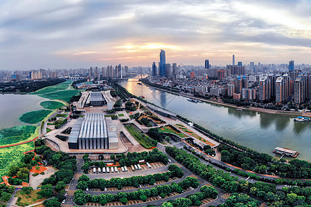 武汉城市风光之汉江日落城市建筑高清图片素材