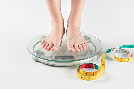 女子量体重减肥减脂高清图片