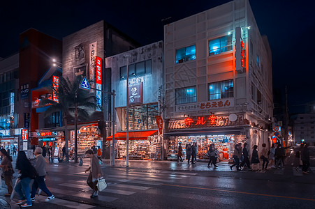 日本冲绳街景海边图片