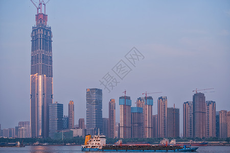 中国在建第一高楼636米武汉绿地中心图片