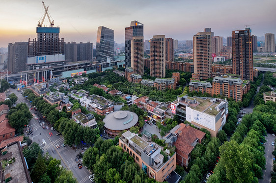 武汉天地绿色风景图片