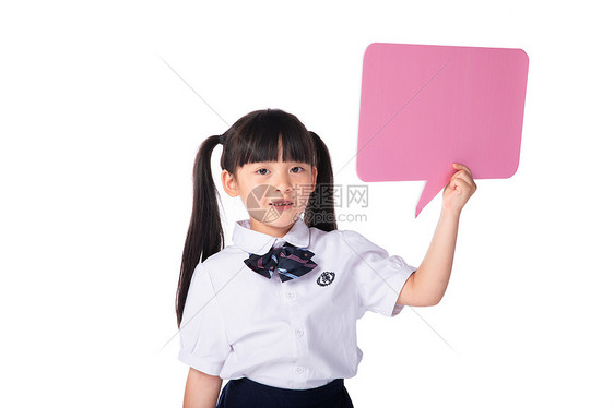 手拿粉色气泡对话框的小女孩图片