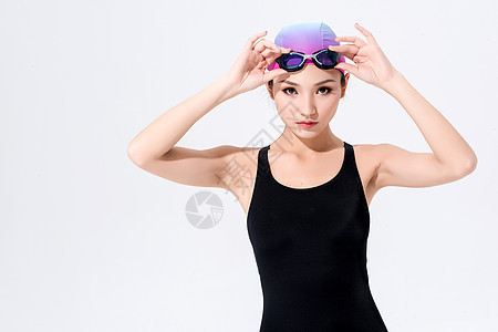 女游泳运动员准备动作背景图片