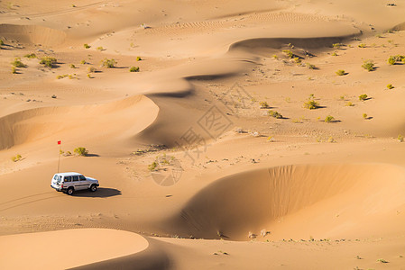 巴丹吉林沙漠背景图片