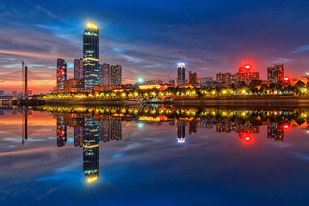 夕阳下武汉汉江边城市夜景江景高清图片