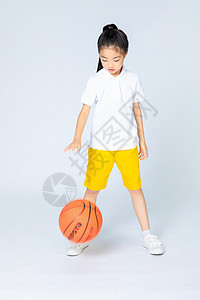儿童运动篮球图片