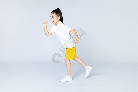 儿童跑步运动图片