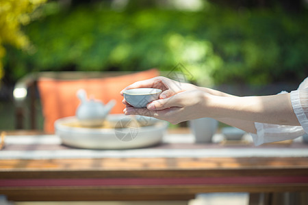 敬茶手部特写高清图片