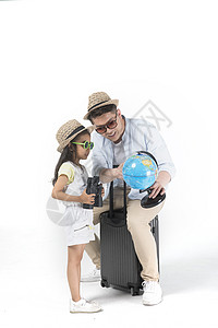 爸爸和女儿准备旅行图片
