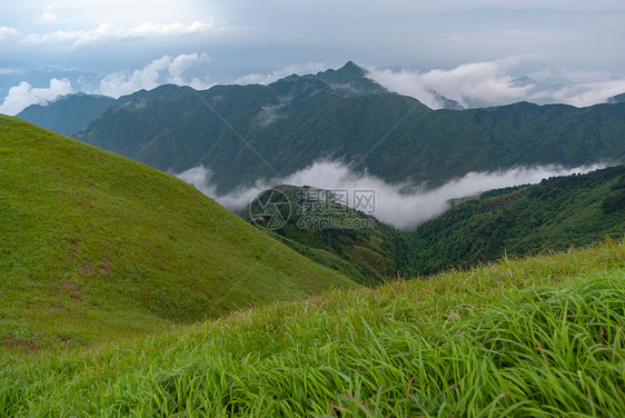 武功山草甸云海风光图片