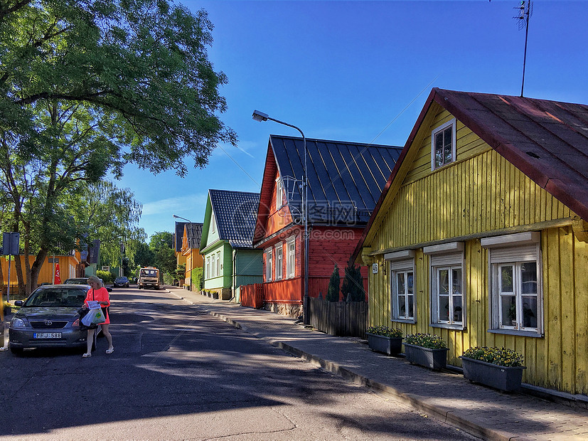 欧洲立陶宛乡村彩色房屋图片