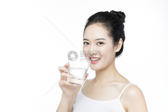 口腔牙齿护理喝水图片