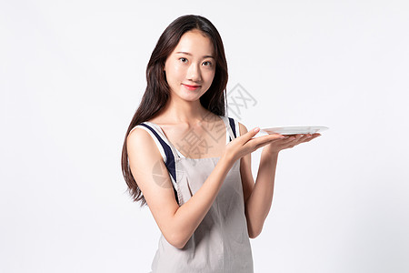 年轻女性烹饪做饭图片