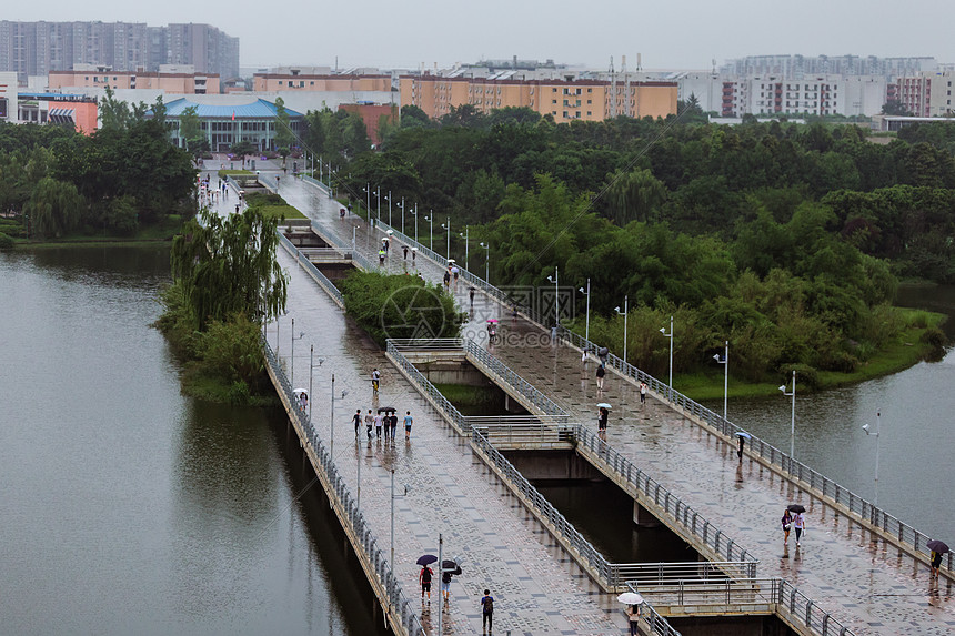 四川大学江安校区长桥