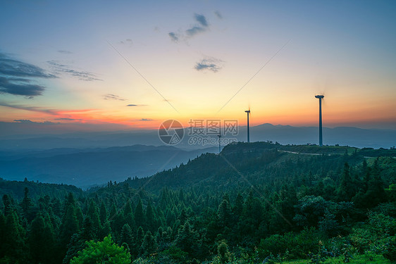 湖北旅游咸宁九宫山山顶日出图片