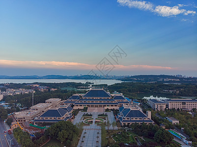 俯瞰湖北省地标建筑博物馆图片