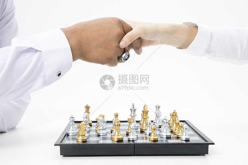 战术博弈与阵容深度解析掘金雷霆季后赛前景全对比