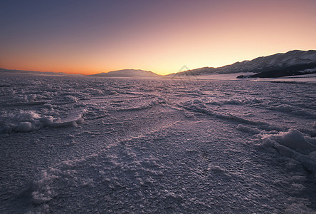 新疆冰天雪地图片