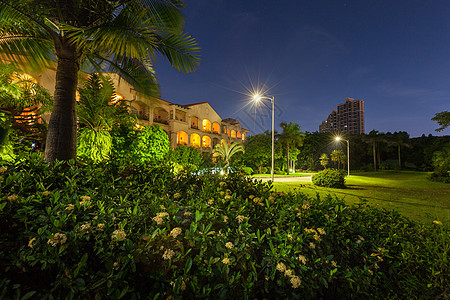 草坪夜景高尔夫酒店背景