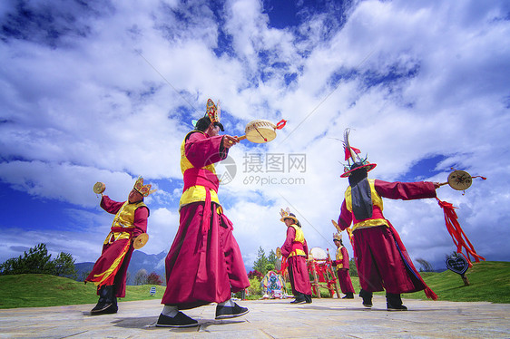 丽江东巴祈福图片