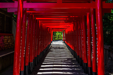 日本神社鸟居背景 日本神社鸟居摄影图片 日本神社鸟居壁纸 摄图网
