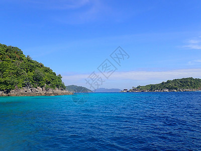 泸沽湖的清净美丽背景图片