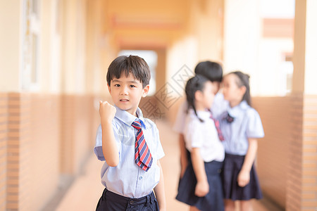 小学生肖像图片