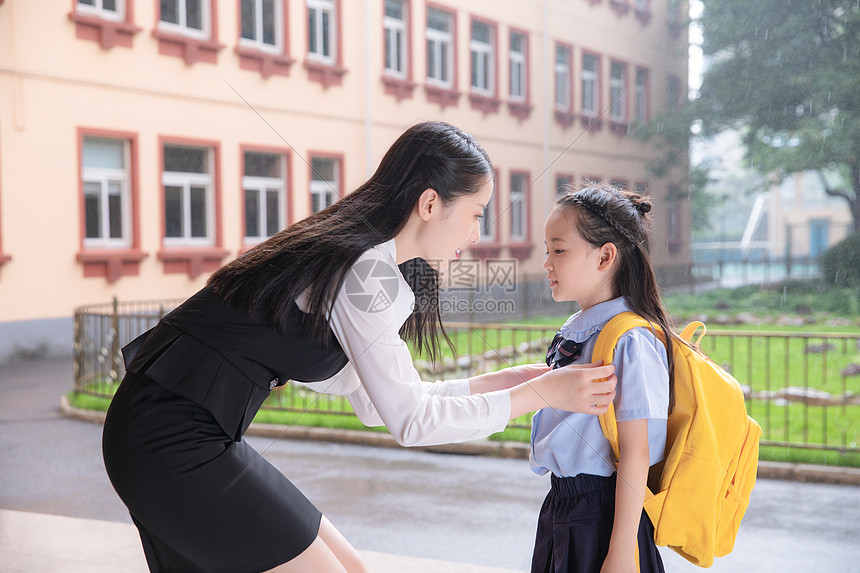 校园母女图片