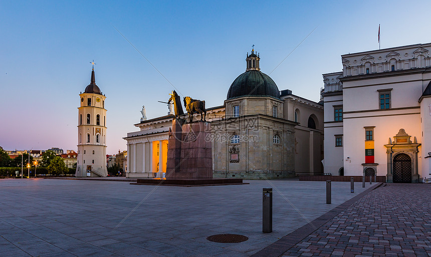 立陶宛首都维尔纽斯旅游景点维尔纽斯大教堂图片