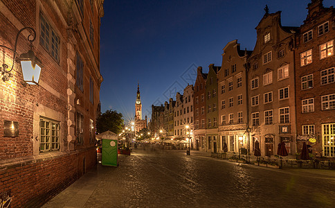 波兰旅游名城格但斯克老城广场夜景图片