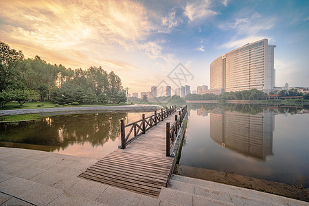 沂蒙邻水生态小城沂水城市湿地景观高清图片