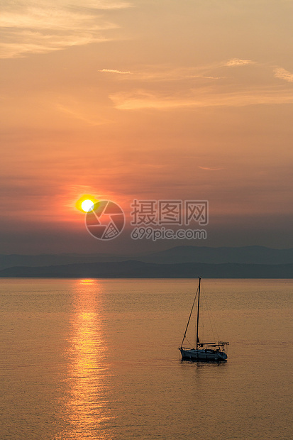 海上日出图片