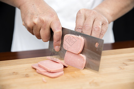 厨师切肉图片