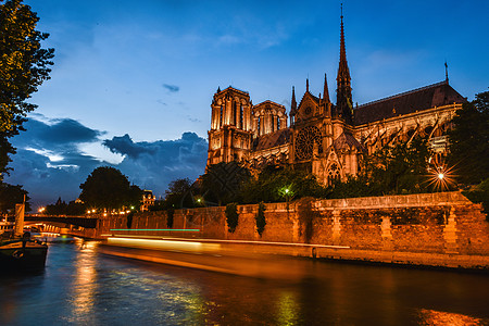 巴黎圣母院夜景风光图片