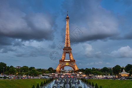 法国浪漫巴黎埃菲尔铁塔背景