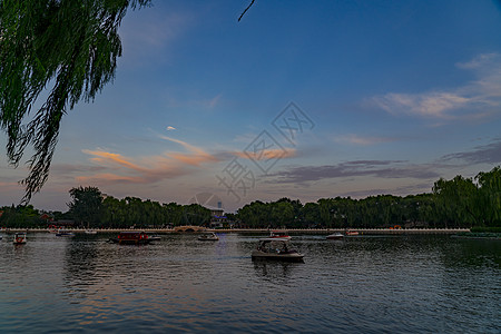 北京灵水村什刹海-日落前海背景