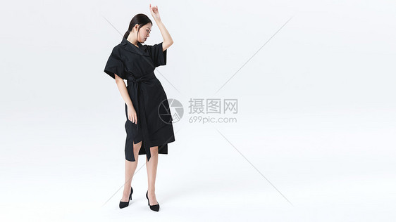 性冷淡美女服装图片