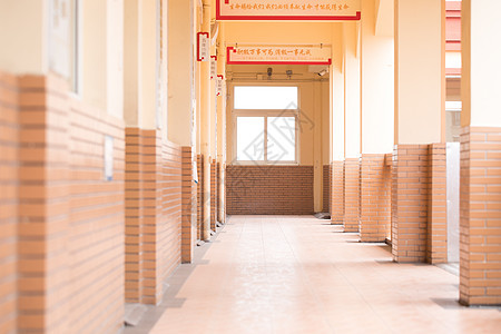 小学走廊环境背景图片