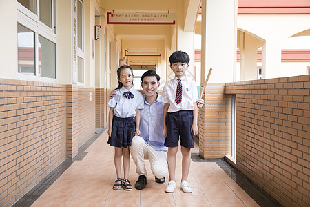 男教师和学生图片