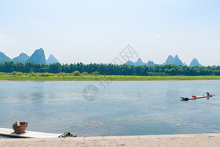 桂林阳朔漓江风光背景图片