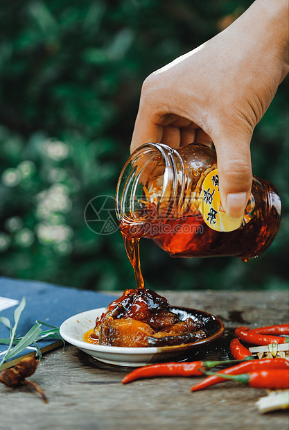 美食即食鱼罐头图片