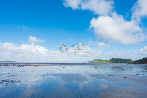 夏日海滨风光图片